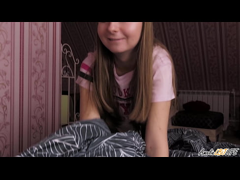❤️ Blondie tana tsotsar BFF's dinta sosai kuma ta sami Cum A Bakinta ❤️❌ bidiyon tsutsa ❌️